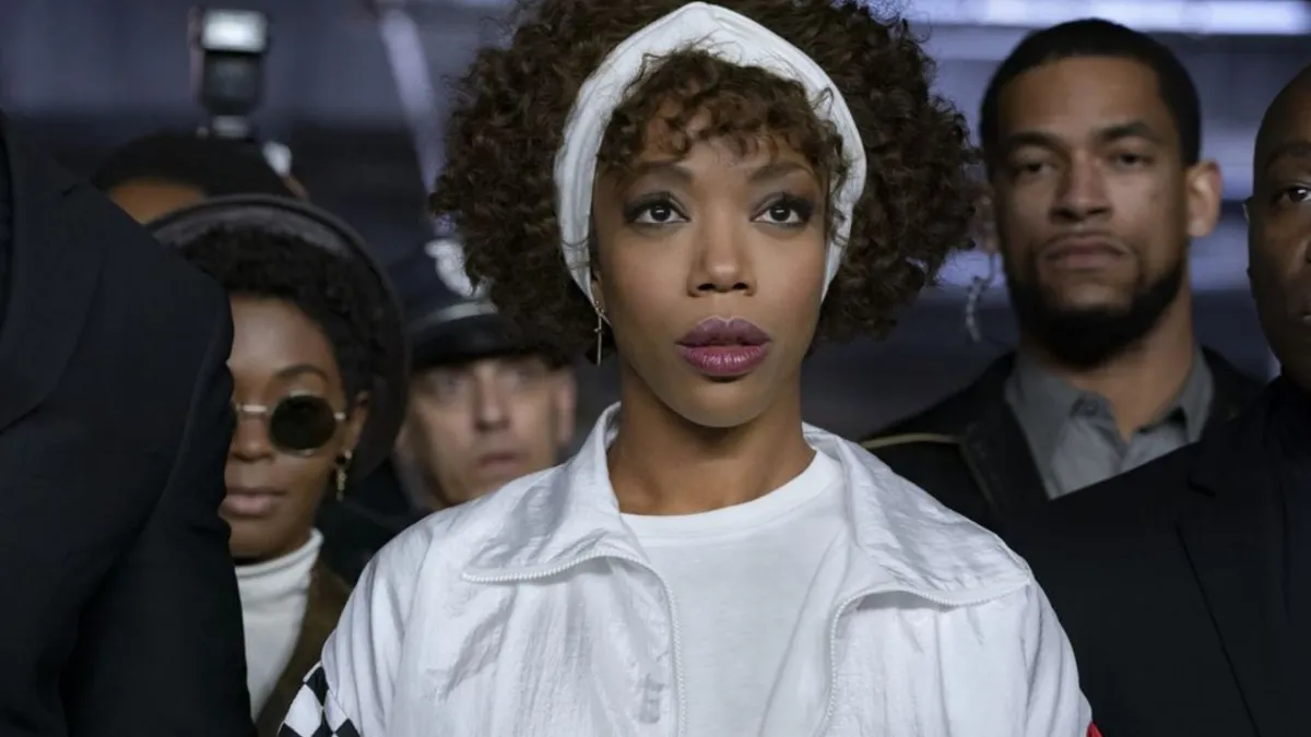 نائومی آکی قرار است نقش اصلی زن فیلم Clayface را بازی کند.