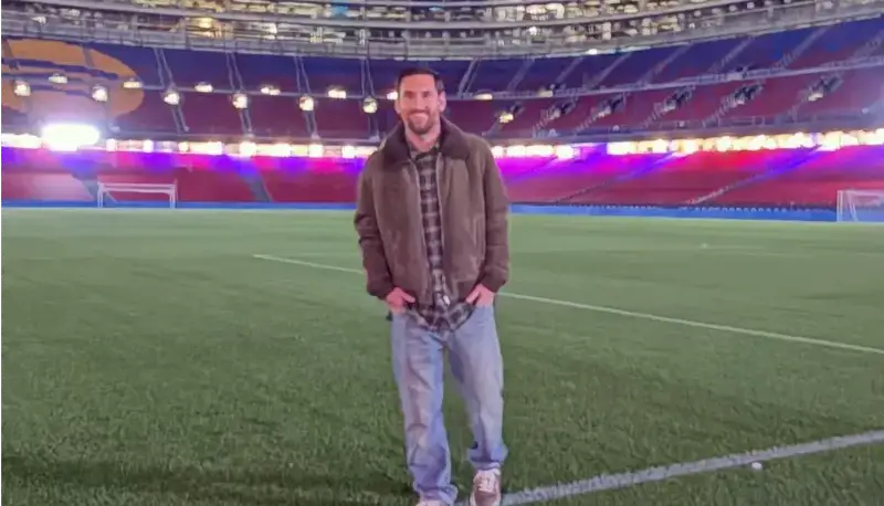 بازدید غافلگیرکننده مسی از نوکمپ و خوش‌آمد باشگاه بارسا