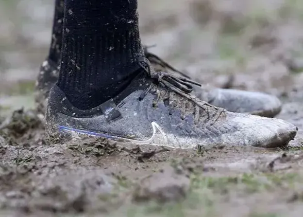 جام حذفی در زمین گل‌آلود؛ شبی عجیب در براندل پارک