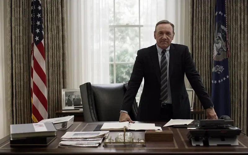 کوین اسپیسی می‌گوید بی‌خانمان شده و در هتل‌ زندگی می‌کند